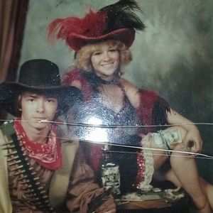 Meet your Posher, Anabel